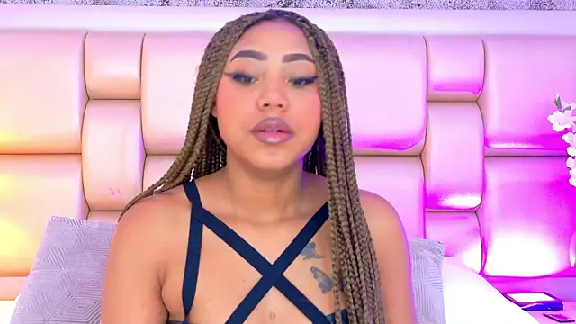 Snapshot of AngelaRoberts chatting on 03-11-26, 09:09 AngelaRoberts online show from 03-11-26, 09:09