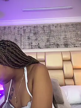 Snapshot of AngelaRoberts chatting on 03-07-26, 08:36 AngelaRoberts online show from 03-07-26, 08:36