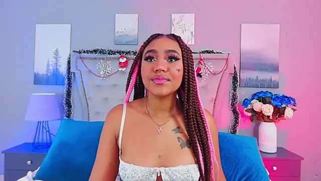 Snapshot of AngelaRoberts chatting on 12-19-25, 04:38 AngelaRoberts online show from 12-19-25, 04:38