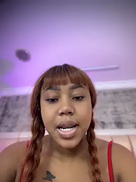 Snapshot of AngelaRoberts chatting on 04-14-26, 08:47 AngelaRoberts online show from 04-14-26, 08:47