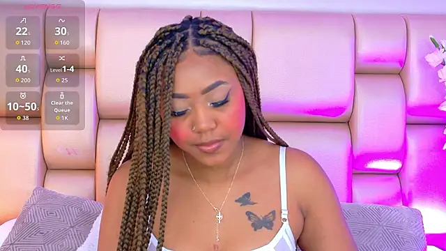 Snapshot of AngelaRoberts chatting on 02-19-26, 08:28 AngelaRoberts online show from 02-19-26, 08:28