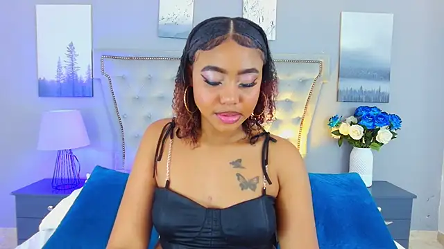 Snapshot of AngelaRoberts chatting on 01-12-26, 03:46 AngelaRoberts online show from 01-12-26, 03:46