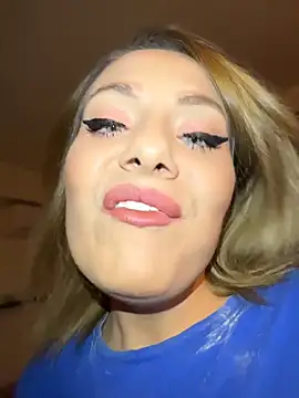 emmasweett11 online show from 04-17-26, 06:11