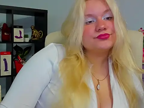 Snapshot of samantha_darling chatting on 05-18-26, 07:24 samantha darling online show from 05-18-26, 07:24
