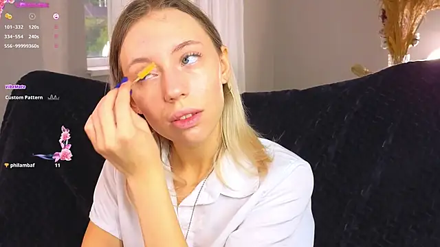 NyxaThorn online show from 10-05-25, 02:41