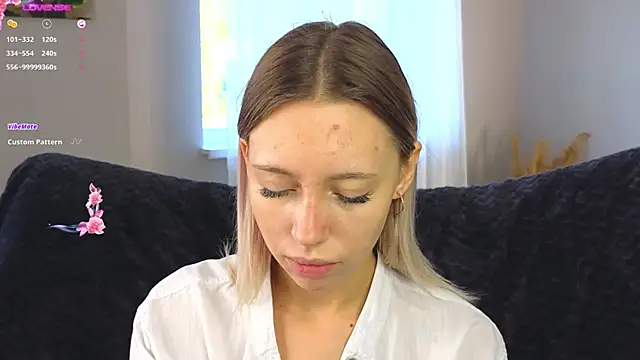 NyxaThorn online show from 09-26-25, 02:35