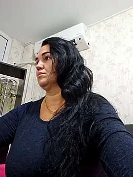 VickyDivinee online show from 09-10-25, 07:02