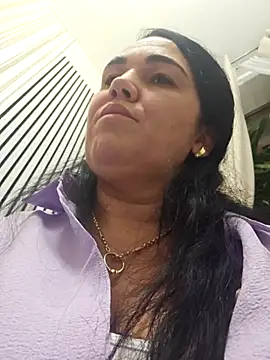 VickyDivinee online show from 09-19-25, 06:01