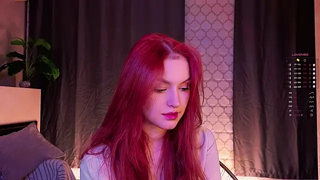 GildedKitten online show from 11-06-25, 06:45