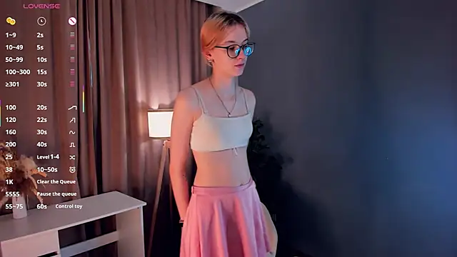 Snapshot of SharylSmalt chatting on 10-08-25, 01:07 SharylSmalt online show from 10-08-25, 01:07