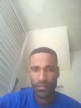 Snapshot of negrobrazil92 chatting on 11-05-25, 12:41 negrobrazil92 online show from 11-05-25, 12:41