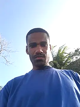 Snapshot of negrobrazil92 chatting on 09-18-25, 06:11 negrobrazil92 online show from 09-18-25, 06:11