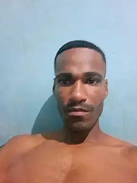 Snapshot of negrobrazil92 chatting on 09-14-25, 01:33 negrobrazil92 online show from 09-14-25, 01:33