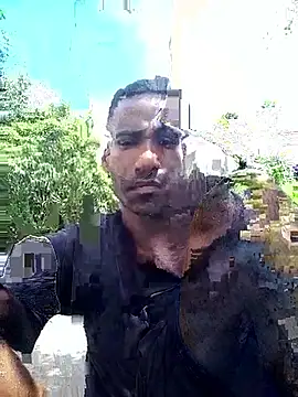 Snapshot of negrobrazil92 chatting on 02-25-26, 01:33 negrobrazil92 online show from 02-25-26, 01:33