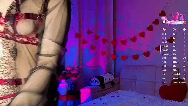 Snapshot of Tender_beauty chatting on 02-14-26, 04:40 Tender beauty online show from 02-14-26, 04:40