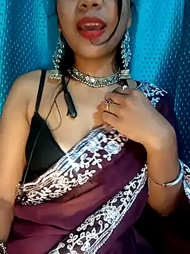 Snapshot of Horny_Ishika chatting on 10-30-25, 10:17 Horny Ishika online show from 10-30-25, 10:17