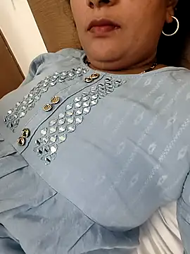 Aunty Boy 143 online show from 10-06-25, 02:29