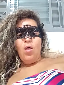 RaphinhaSanches online show from 12-04-25, 11:42