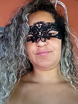 RaphinhaSanches online show from 11-27-25, 12:16