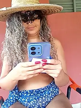 RaphinhaSanches online show from 02-21-26, 02:08