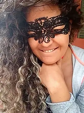 RaphinhaSanches online show from 03-13-26, 11:48