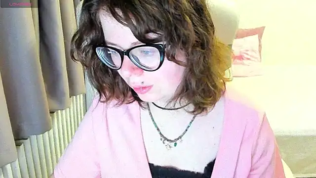 MilisaSweet777 online show from 10-06-25, 07:03