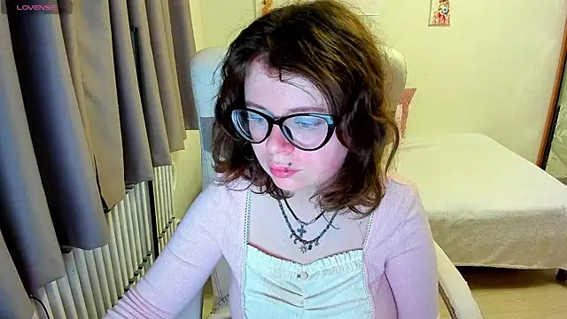 MilisaSweet777 online show from 10-08-25, 06:41