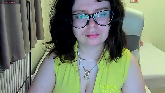 MilisaSweet777 online show from 12-20-25, 08:44