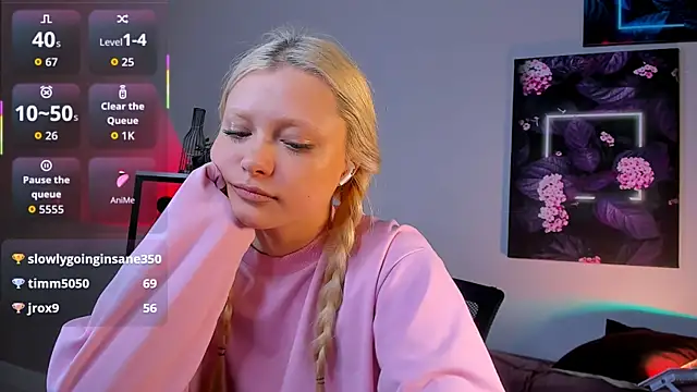 Millie Vanillies online show from 11-28-25, 10:37