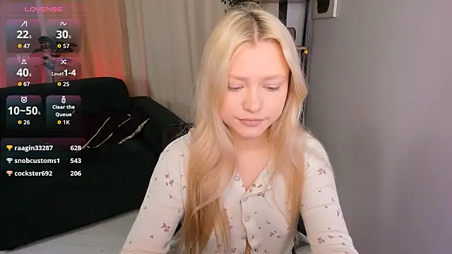 Millie Vanillies online show from 09-20-25, 09:53