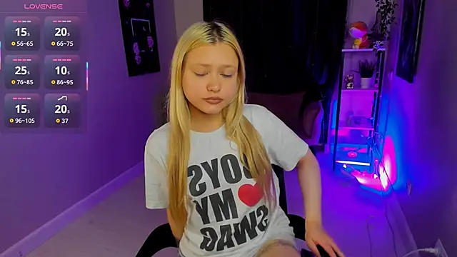 Millie Vanillies online show from 10-04-25, 03:24