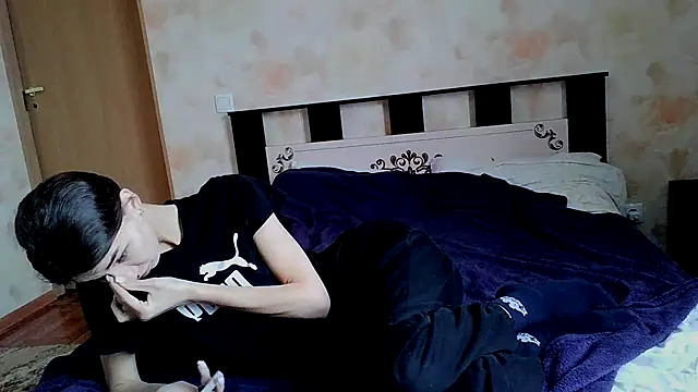 Crazy Empresis online show from 12-04-25, 07:18