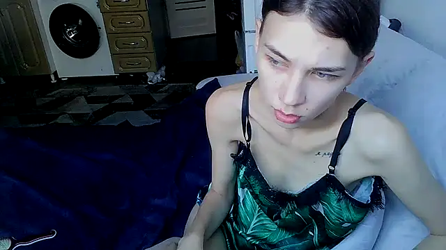 Snapshot of Crazy_Empresis chatting on 09-25-25, 05:46 Crazy Empresis online show from 09-25-25, 05:46