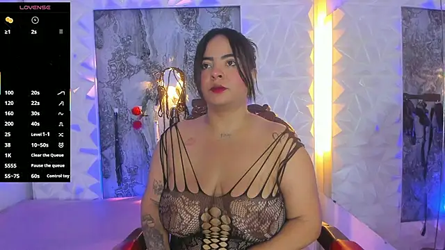 Luciana r online show from 04-14-26, 01:38