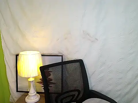 SultryCyraFoxmore online show from 02-25-26, 02:50