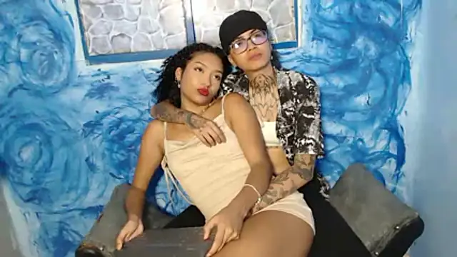 ParisAndVi online show from 02-28-26, 09:47