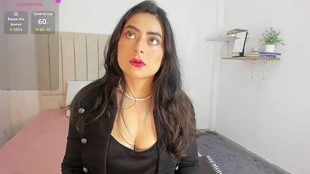 Snapshot of sashaa_petit chatting on 09-22-25, 11:16 sashaa petit online show from 09-22-25, 11:16
