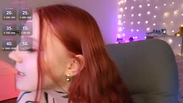 RebeccaAster online show from 05-06-26, 04:44