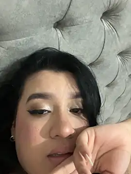 Snapshot of Aliciawhitee chatting on 09-09-25, 04:44 Aliciawhitee online show from 09-09-25, 04:44