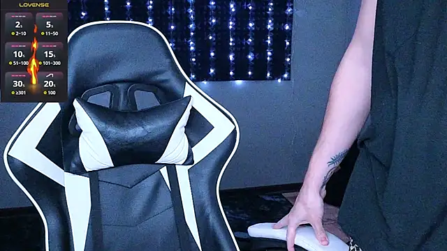 -DarkPrincess- online show from 11-29-25, 05:02