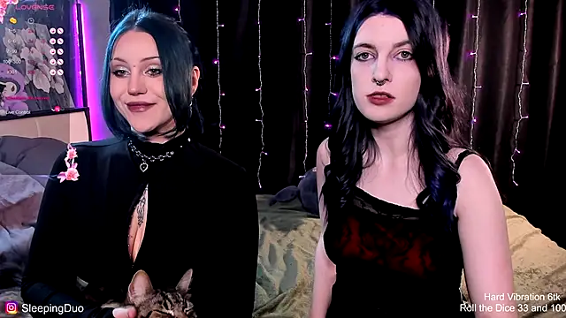 Threesomebabes online show from 12-18-25, 04:00