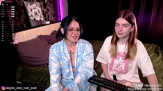 Threesomebabes online show from 09-29-25, 11:16