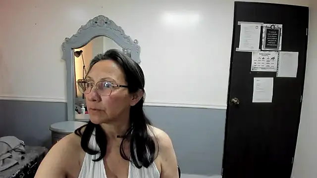 Oriana Jhonson online show from 04-22-26, 11:28