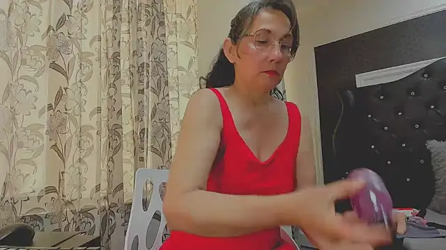 Oriana Jhonson online show from 05-08-26, 12:20