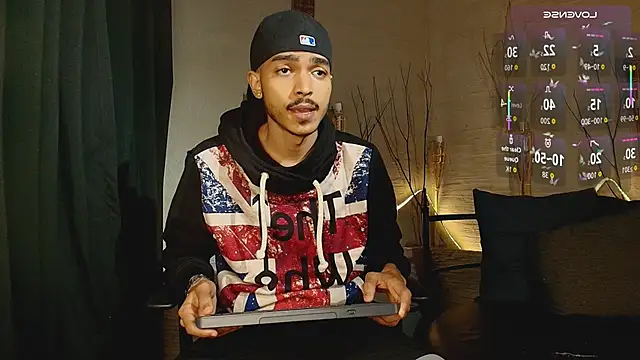 MarcusRain  online show from 11-10-25, 07:41