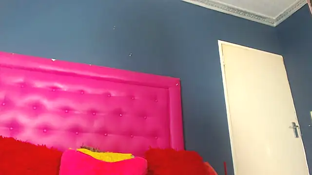 LoloQueen5 online show from 02-23-26, 09:32