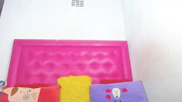 LoloQueen5 online show from 04-04-26, 08:15