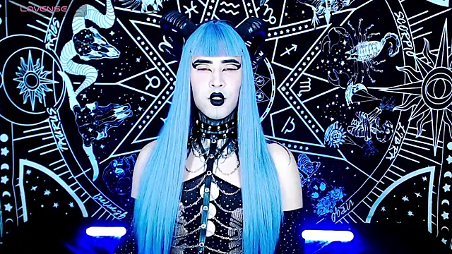 naomi satan online show from 10-21-25, 12:54