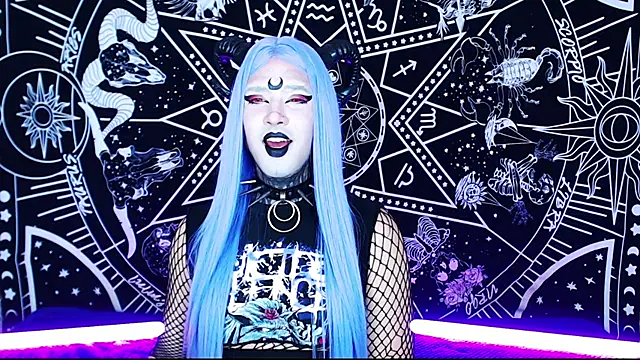 naomi satan online show from 04-08-26, 10:33