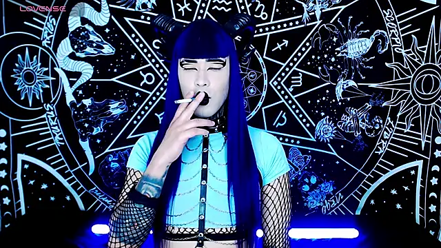 naomi satan online show from 09-23-25, 10:50